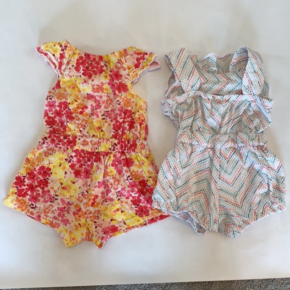 First impressions summer jumpers - Picture 2 of 3